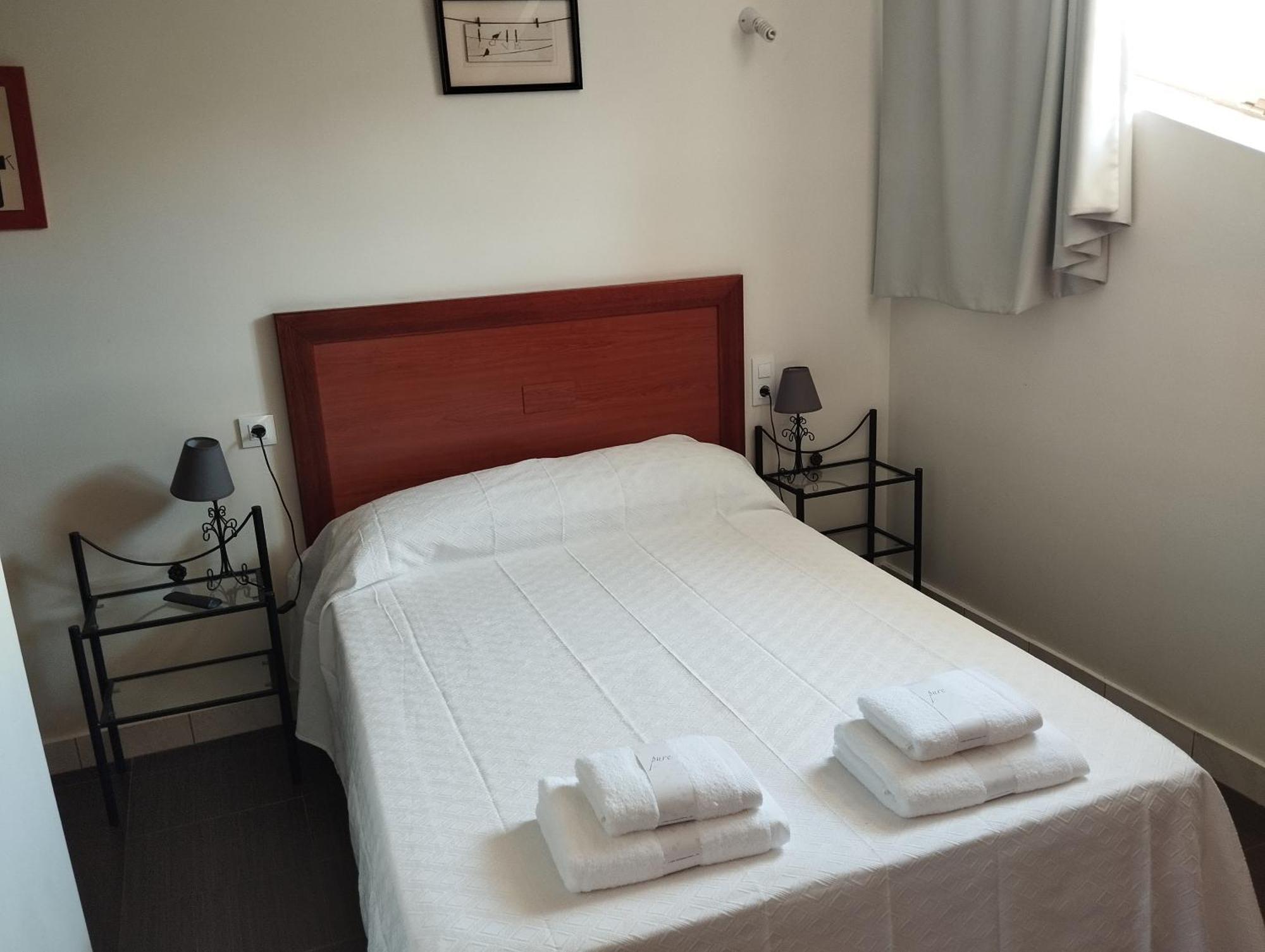 Hostal Bordillas Pomaluengo 외부 사진